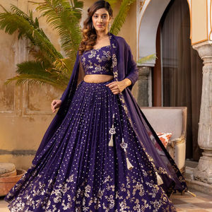 Lehenga choli vichitra élégant avec broderie en zari et sequins, jupe évasée semi-cousue, chemisier non cousu et dupatta brodé - Product Image 1