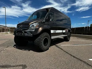 Mercedes-Benz Sprinter 3500 4x4 2016 en parfait état - Product Image 5