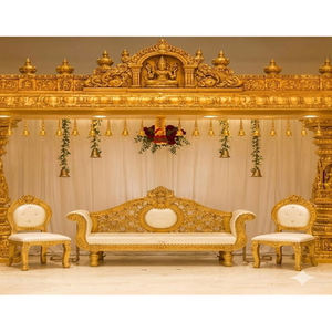 Nouvel Arrivage : Ensemble de Mandap Doré en Fibre, Style Temple Traditionnel, pour Mariage Sud-Indien, avec Manavarai et Balaji Sculptés avec des Motifs Complexes - Product Image 3