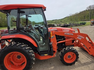 รถแทรกเตอร์คูโบต้า L3560DT ปี 2019 พร้อมรถตักดินหน้าและหลัง - Product Image 5