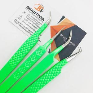 แหนบต่อขนตาทำจากสเตนเลสสตีลเคลือบสีปลายแหลมทนทานผ่านการทดสอบด้วยมือแล้วตามแบบมืออาชีพ - Product Image 2