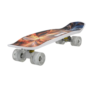 Skateboard en forme de poisson en plastique neuf avec plateau en aluminium 3,25 pouces 60 x 45 mm PU avec lumières 26'7' (66x17 cm) - Product Image 6