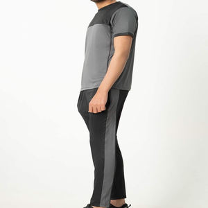 Ensemble deux pièces pour hommes avec logo personnalisé pour les entraînements d'été Ensemble de vêtements de sport T-shirt à manches courtes + pantalon long Tendance et confortable - Product Image 5