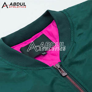 แจ็คเก็ตบอมเบอร์ผู้ชายแบบแห้งเร็วขายส่งสำหรับขายออนไลน์ ผลิตจากโพลีเอสเตอร์ แจ็คเก็ตฤดูหนาวสำหรับผู้ชาย - Product Image 3