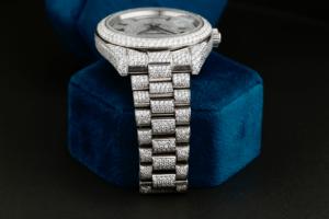 Diamante de moissanita redondo y Plata de Ley 925 Reloj mecánico único Estilo antiguo de lujo con esfera de 41mm Movimiento ETA - Product Image 2