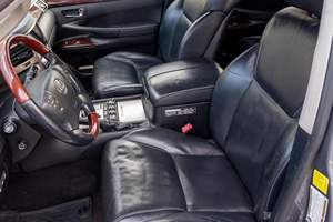 Lexus LX 570 2013 Usado, Motor V8 de 5.7 Litros, Tracción en las Cuatro Ruedas, Paquete de Lujo, Sin Modificaciones - Product Image 5