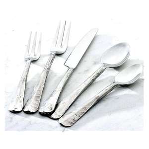 Ensemble de couverts en acier inoxydable de style américain de haute qualité 5 pièces avec poignées martelées écologiques et lavables au lave-vaisselle - Product Image 1