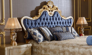 Juego de dormitorio de madera modelo turco Merryana con tallados de lujo - Product Image 3