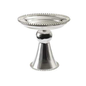 Support à gâteau à trois étages au design martelé, finition antique, idéal pour les mariages, les fêtes et les célébrations de Pâques - Product Image 4