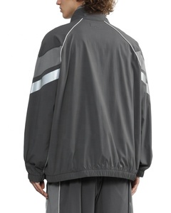 Chaqueta cortavientos impermeable de carcasa blanda con cremallera personalizada para hombre, chaqueta de nailon Unisex con puños elásticos para hombre - Product Image 4