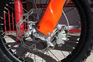 Prix de gros offre nouveau 2025/2026 KTMs 450 X-C-F Dirt Bike Offroad Enduro 450cc moto 4 temps vélo de course CE approuvé - Product Image 3