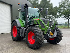 Multifuncional nuevo y usado Fendt 2024, 514 20HP-130HP 4WD Tractores agrícolas 100HP Potencia nominal 15HP-30HP Variedad a la venta - Product Image 3