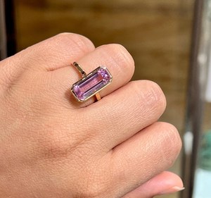 LUXE WHISPER 14K แหวนชุบทองโรสโกลด์ชุดฝา kunzite ธรรมชาติสไตล์คลาสสิกหรูหราสีชมพูอ่อนเรืองแสงพรีเมี่ยม - Product Image 2