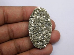 100% ธรรมชาติหายากพบ Pyrite Druzy อัญมณีหลวมสําหรับทําเครื่องประดับคุณภาพสูงธรรมชาติ Pyrite Druzy Cabochons ขายส่ง - Product Image 3