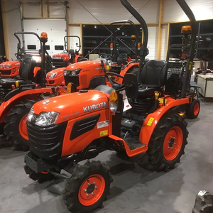 Meilleur tracteur de jardin diesel Kubota 2025 pour B1121 D 4x4 avec boîte de vitesses pour labourer de petits terrains, couper l'herbe et transporter des charges - Product Image 1