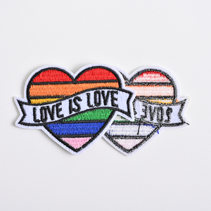 Écussons brodés à la main en polyester avec fil de bullion pour étiquettes de vêtements, utilisant des techniques de tissage - Product Image 2