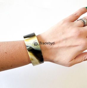 กำไลเขาสัตว์ดีไซน์เนอร์ ทำมือ เครื่องประดับหรูหราจากธรรมชาติ คุณภาพพรีเมียม ของขวัญสำหรับทุกเพศ Tradebyd - Product Image 4