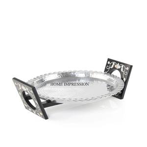 Bandeja de Metal de Color Plateado Hecha a Mano de Alta Calidad Única, Perfecta para Mesas de Comedor de Hoteles y Encimeras de Cocina Caseras - Product Image 3