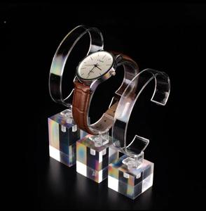 Soporte elegante de acrílico transparente personalizado para reloj de pulsera, exhibiciones y colecciones personales - Product Image 1
