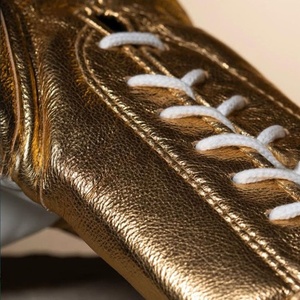 นวมชกมวยพรีเมียม คุณภาพสูง สำหรับผู้ใหญ่ หนังวัวแท้ ปิดแบบตีนตุ๊กแก เหมาะสำหรับมวยไทย MMA คิกบ็อกซิ่ง - Product Image 4