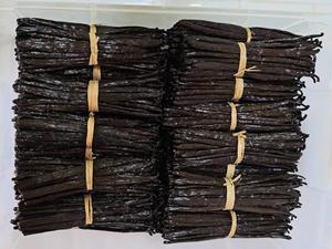 Vainilla Planifolia de Madagascar de Primera Calidad, Seca, Preparación Tradicional, 1.8 cm, Vainas Enteras, Vainilla Bourbon, Venta al Por Mayor - Product Image 3