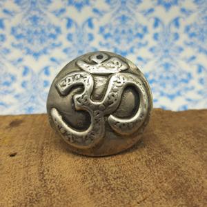 Anillo DE DECLARACIÓN DE PLATA 925 Om Mandala al por mayor, joyería Bohemia oxidada Vintage con diamantes y perlas para bodas - Product Image 1