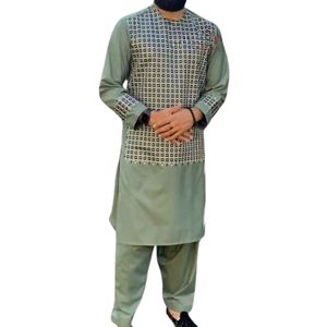 Robe afghane pour homme vert sauge, deux tons, texturée, Perahan Tunban, tenue islamique traditionnelle, costume culturel pashtun pour hommes - Product Image 1