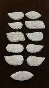 Broches de hueso inspirados en la naturaleza hechos a mano Woodland Elegance. Ideal para coleccionistas de joyas amantes de la moda artesanal - Product Image 4