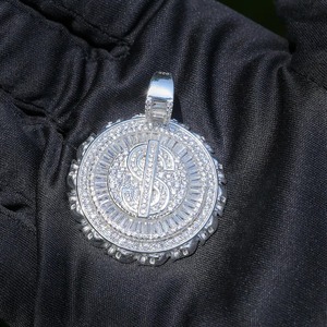 Totalmente helado Moissanite diamante dólar signo dinero colgante Hip Hop joyería personalizada joyería hermoso colgante regalo para ella - Product Image 1