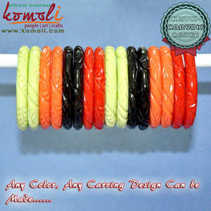 Brazalete tallado con patrón floral Delgado en joyería hecha a mano de gran tamaño para mujeres de muñeca grande aspecto clásico y étnico - Product Image 5