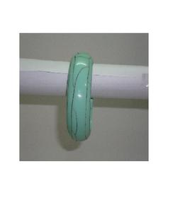 Nouveaux bracelets en résine de style unique à la demande - Product Image 1