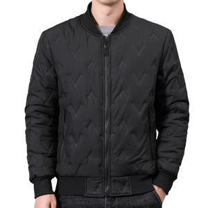 Chaqueta Bomber Premium Acolchada, 400GSM, Poliéster Impermeable, Logotipo Personalizado OEM, Chaqueta Urbana para Hombre y Mujer, Ropa Casual y para Exteriores - Product Image 3