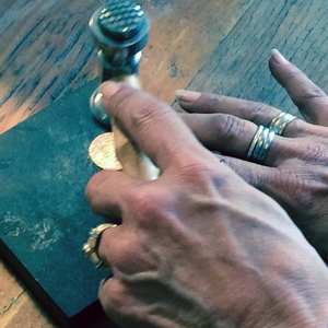 Collier de perles de sodalite naturelle, collier de perles rondes lisses en sodalite de 8mm, collier ras du cou en cristal fait main bijoux en perles - Product Image 2