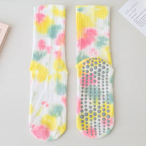 Chaussettes de yoga et de Pilates unisexes personnalisées, solides, antidérapantes, avec logo, vente en gros, en spandex/nylon/coton, respirantes, épaisses, pour hommes - Product Image 4