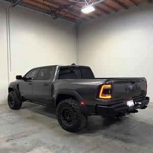 Gran éxito de ventas: <span class=keywords><strong>R</strong></span>-a-<span class=keywords><strong>m</strong></span> 1500 T <span class=keywords><strong>R</strong></span> X con motor V8 supercargado de 702 hp y tracción en las cuatro ruedas - Product Image 2