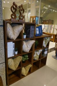 Vitrina de teca moderna de 8 cajones, estilo de diseño chino europeo para uso doméstico en sala de estar, dormitorio, estudio, muebles de madera - Product Image 6