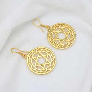 ต่างหูห้อยทองเหลืองดีไซน์วินเทจชุบทอง18K สำหรับเป็นของขวัญสุดเพอร์เฟกต์ - Product Image 5