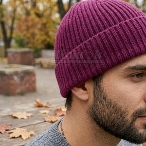 Gorro Clásico de Invierno, Gorro de Punto Suave y Elástico, Gorro Cálido y Elegante para Uso Diario, Informal, para Exteriores, con Diseño Jacquard - Product Image 6