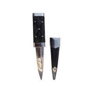 Cuchillo Deluxe Royal Dirks & Sgain Dubh con detalles de palisandro marrón perfecto para aprender accesorios escoceses - Product Image 3