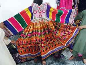 Última Moda, Vestidos Afganos Kuchi de Primera Calidad para Mujer, Vestido Tradicional de Novia Afgano con Decoración de Encaje, Cantidad al por Mayor - Product Image 2