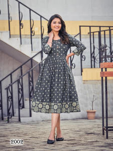 คอลเลกชันชุดสูทยาวของผู้หญิงชุดสูทยาวพิมพ์ลายแบบแฟนซีหนัก - Product Image 3