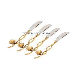 Luxurious Designing <b>Gold</b> Color Table <b>Top</b> Birthday Party <b>Cake</b> Spoon Set of 2 Pure Brass Material Handmade New Style Cutlery Set - Product Image 3