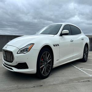 MASERATI QUATTROPORTE S Q4 GRANLUSSO d'occasion LHD/RHD 2019 - Product Image 1