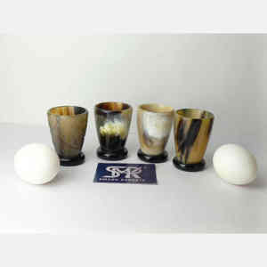 Porte-gobelet en corne naturelle de qualité supérieure fait à la main Vaisselle rustique de haute qualité fabriquée en Inde pour un décor élégant de salle à manger et de cuisine - Product Image 3