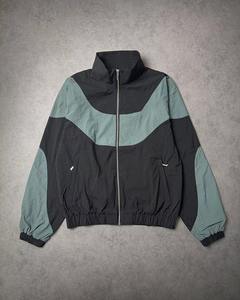 Chándal cortavientos de nailon personalizado, conjunto de chándal con logotipo personalizado, chándal de gran tamaño, conjunto de jogging de nailon para entrenamiento y jogging - Product Image 5