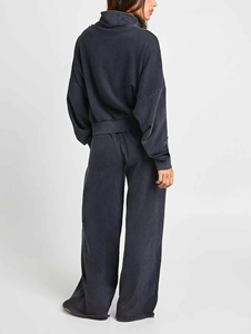 Ensemble de survêtement d'entraînement d'hiver pour femmes Sweat-shirt de sport et pantalon de jogging long imprimé en molleton Streetwear Vêtements de sport actifs - Product Image 5