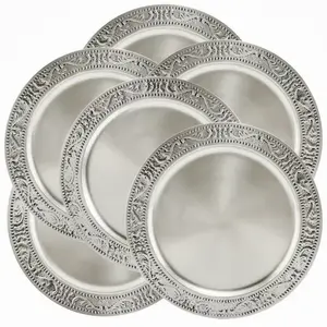 Assiettes de présentation de haute qualité, dorées et vertes, solides et durables, style nordique, nouveau design poli, design incroyable, très demandées, assiettes de présentation élégantes - Product Image 2