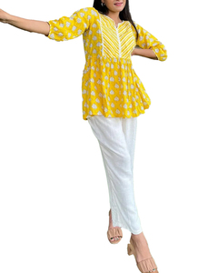 Haut élégant sans manches pour femmes avec col haut Matériau doux et extensible idéal pour les entraînements d'été à la plage et - Product Image 1