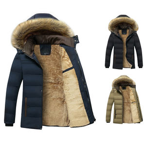 Manteau d'hiver matelassé noir brillant en nylon avec logo personnalisé, grande taille, effet brillant, pour temps froid - Product Image 4