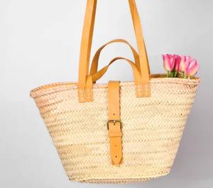 Panier de marché en paille tissé à la main avec poignées en cuir, style français, sac fourre-tout, sac en palmier marocain, marché fermier - Product Image 1